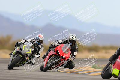 media/Jan-15-2023-SoCal Trackdays (Sun) [[c1237a034a]]/Turn 15 (1pm)/